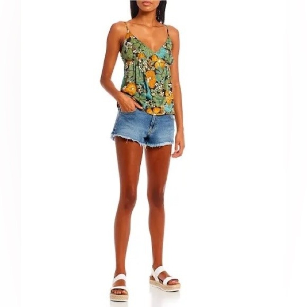 NWT VOLCOM Luvley Daze Floral Cami. Size XS - Picture 3 of 16